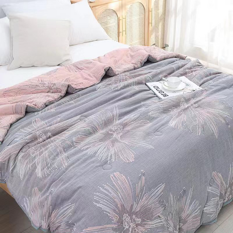 Fragrant Blossoms Antibacterial Winter Quilt in Grey