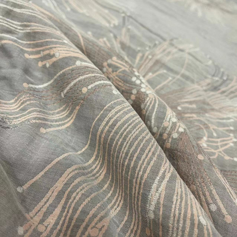 Fragrant Blossoms Antibacterial Winter Quilt in Grey