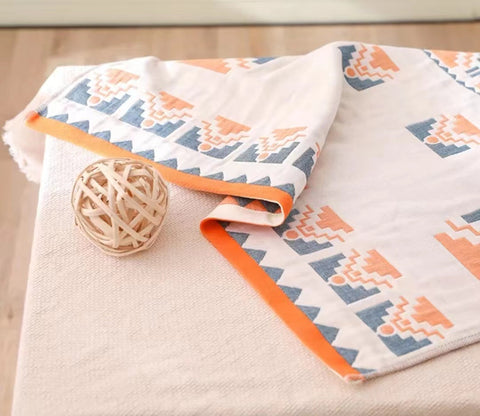 Tradition Classic Style Rosette Bath Towel,