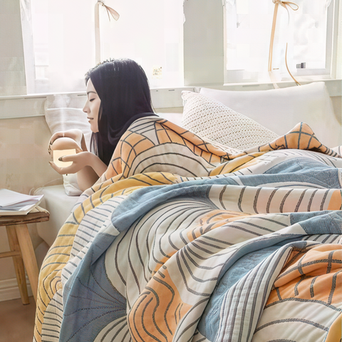 Japanese style Range In Folding Fan Blanket