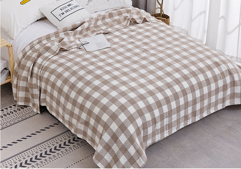 Elegant Classic style Checks Range Blanket